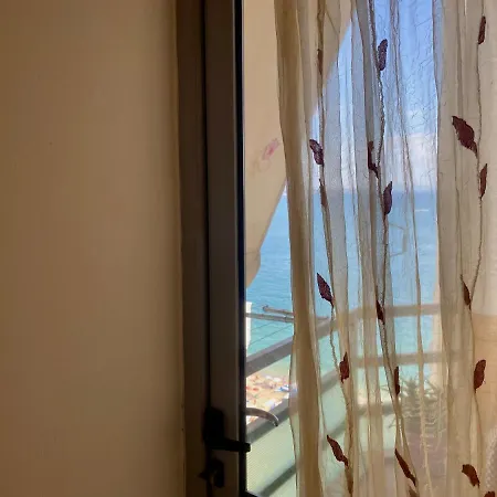 Sea La Vie Sarande